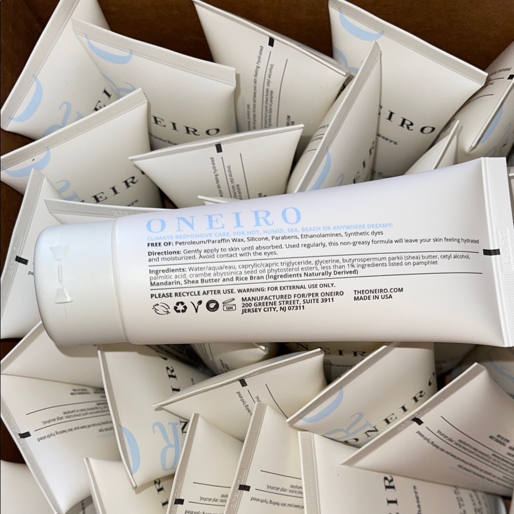 $5 each 32 Count Oneiro Sunchasers Hydrating Body Milk - Elegant White - Picture 2 of 2